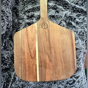 Pampered Chef wooden Pizza Tray!